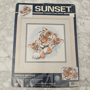 Vtg Dimensions Sunset Cross stitch kit Siberian Snuggle 13695 Tiger and cubs